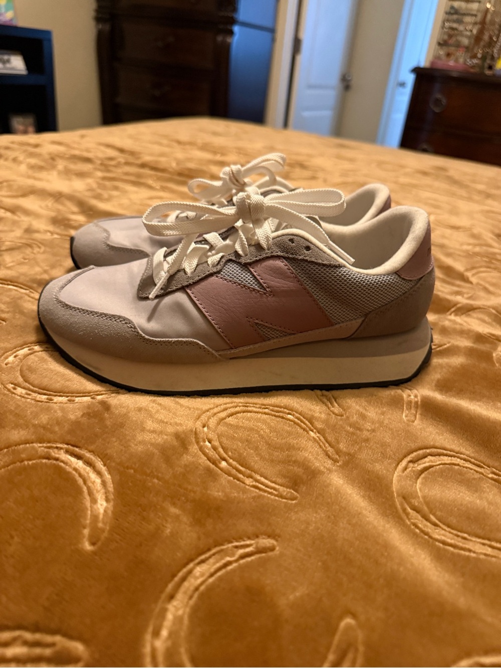 New Balance Women’s Pink and Light Gray Retro Runner Sneakers